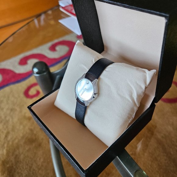 Exquisite, RARE Movado Allia, mirror face with .45 carat diamonds main image 3